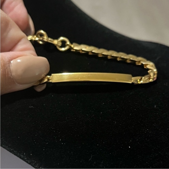 Gold-Tone Engravable Chain Bracelet w/Clasp - Picture 10 of 10